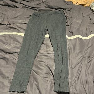 Gray Old Navy leggings